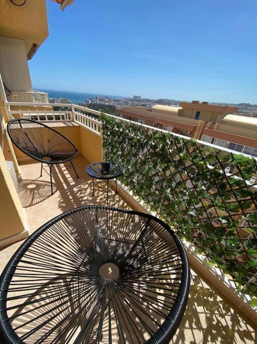 Apt Con Espectacular Vista, Piscinas, Recep 24 Hs Benalmadena Luaran gambar