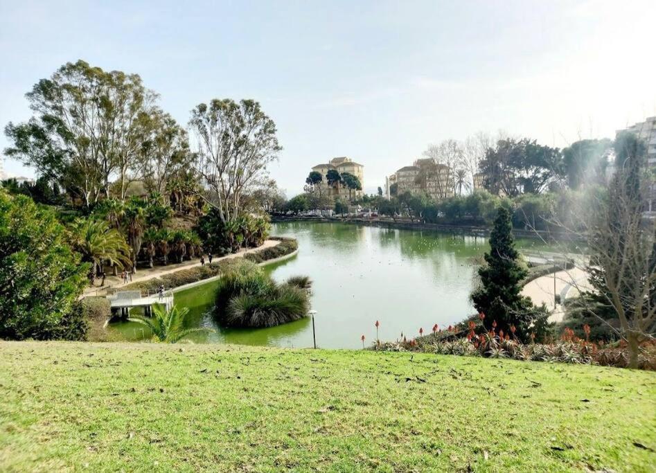 Apt Con Espectacular Vista, Piscinas, Recep 24 Hs Benalmadena Luaran gambar
