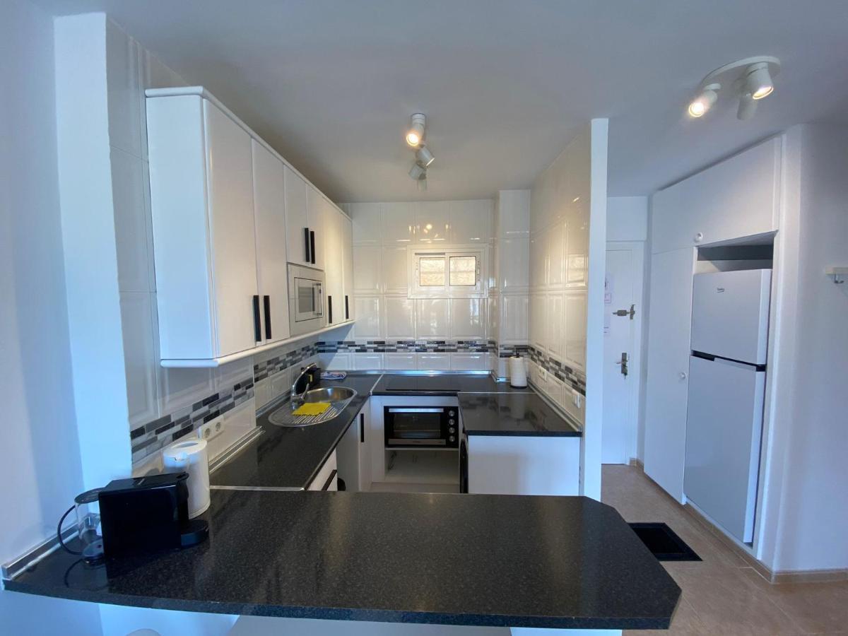 Apt Con Espectacular Vista, Piscinas, Recep 24 Hs Benalmadena Luaran gambar