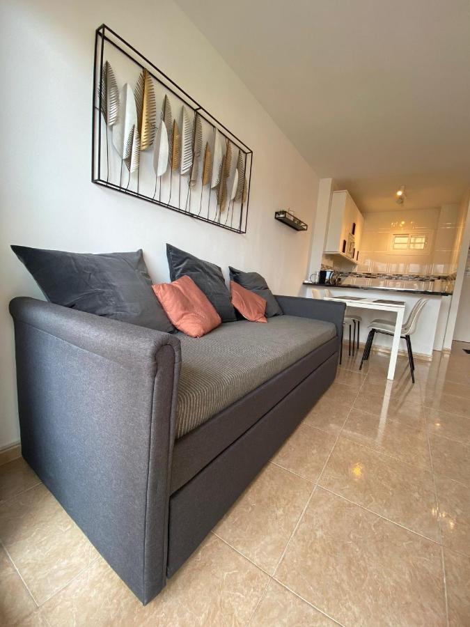 Apt Con Espectacular Vista, Piscinas, Recep 24 Hs Benalmadena Luaran gambar