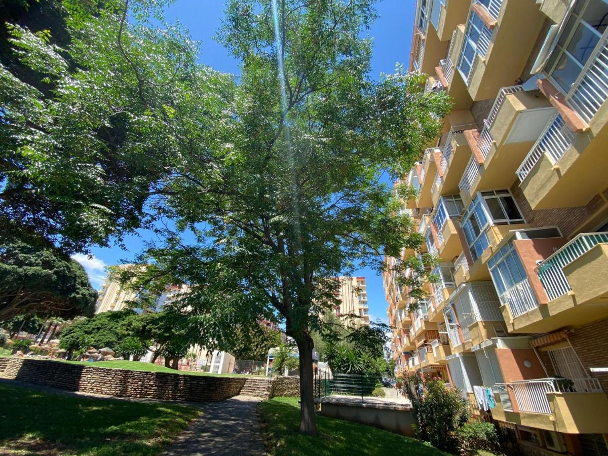 Apt Con Espectacular Vista, Piscinas, Recep 24 Hs Benalmadena Luaran gambar