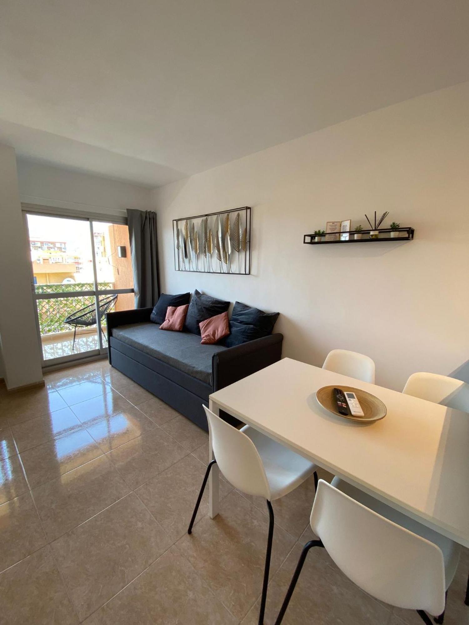 Apt Con Espectacular Vista, Piscinas, Recep 24 Hs Benalmadena Luaran gambar
